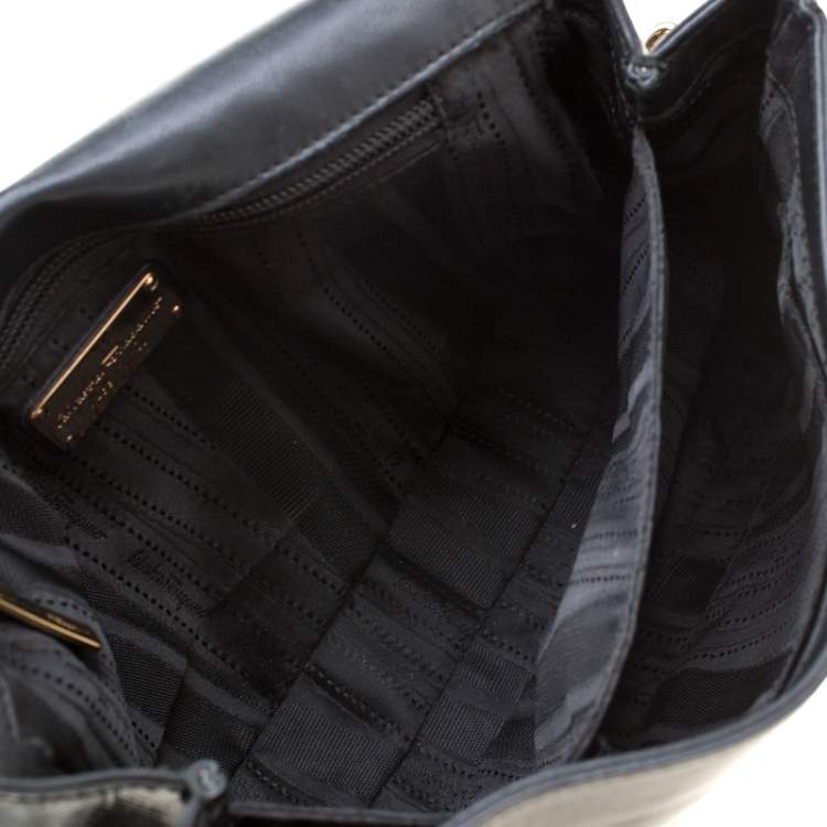 Pre Owned Salvatore Ferragamo Black Leather Gancini Flap Shoulder Bag