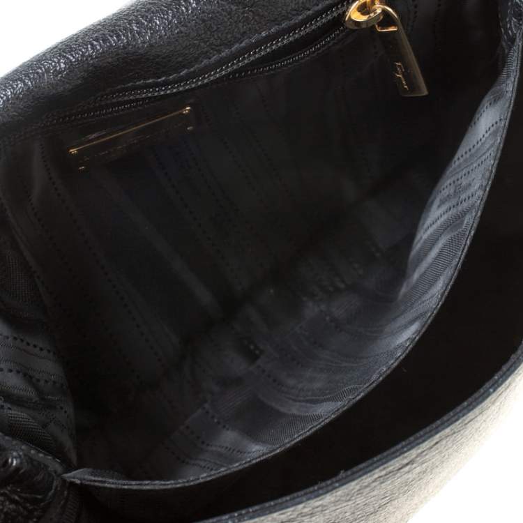 Pre Owned Salvatore Ferragamo Black Leather Gancini Flap Shoulder Bag