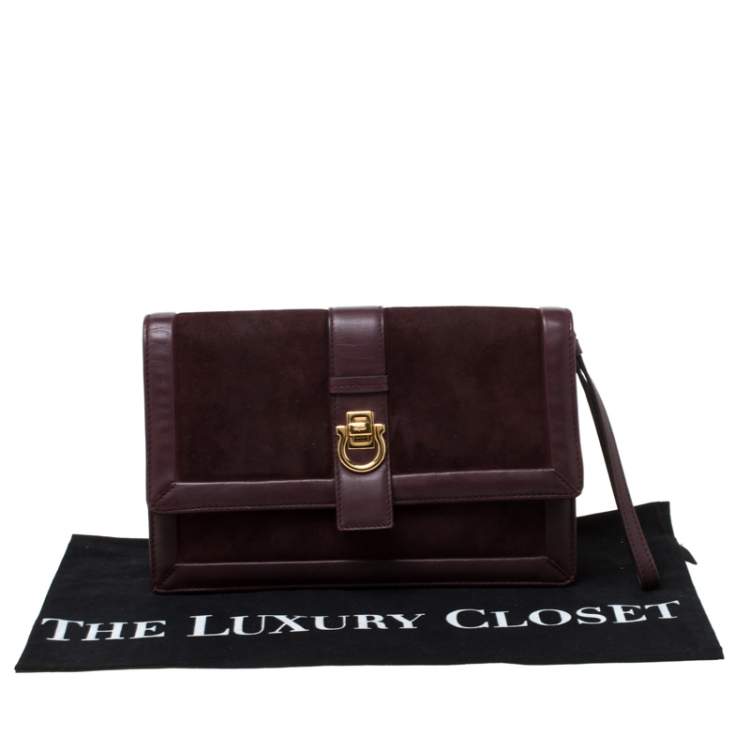 مملوكة مسبقًا Salvatore Ferragamo Burgundy Suede and Leather Clutch