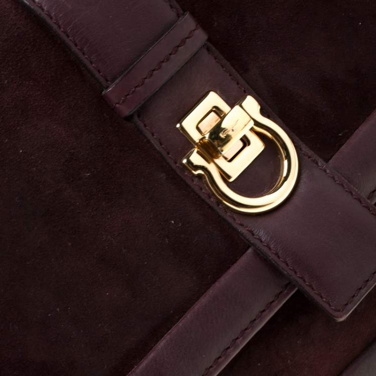 مملوكة مسبقًا Salvatore Ferragamo Burgundy Suede and Leather Clutch