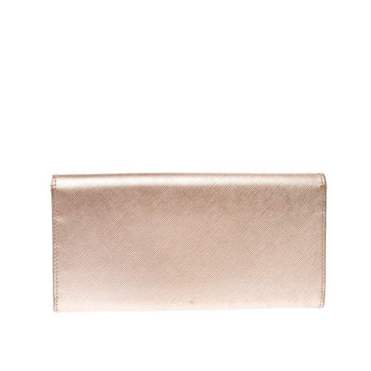 Pre Owned Salvatore Ferragamo Beige Metallic Leather Bow Continental Wallet