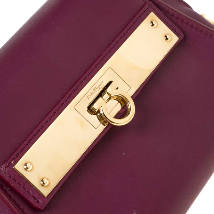 Pre Owned Salvatore Ferragamo Burgundy Leather Mini Sofia Crossbody Bag