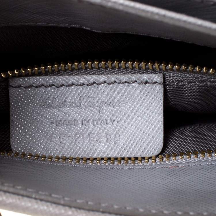 Pre Owned Salvatore Ferragamo Light Grey Leather Tracy Tote
