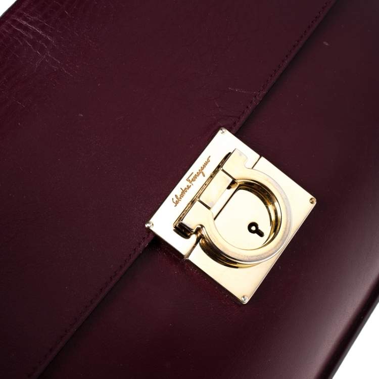 Pre Owned Salvatore Ferragamo Burgundy Leather Gancio Lock Shoulder Bag