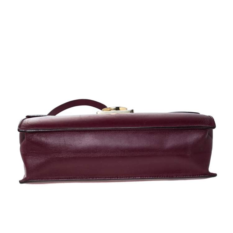 Pre Owned Salvatore Ferragamo Burgundy Leather Gancio Lock Shoulder Bag