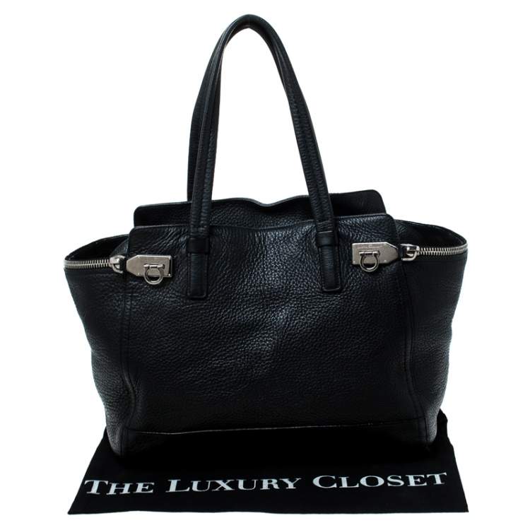 Pre Owned Salvatore Ferragamo Black Leather Large Verve Tote