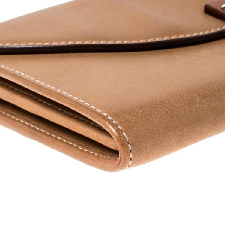 Pre Owned Salvatore Ferragamo Tan Leather Flap Wallet