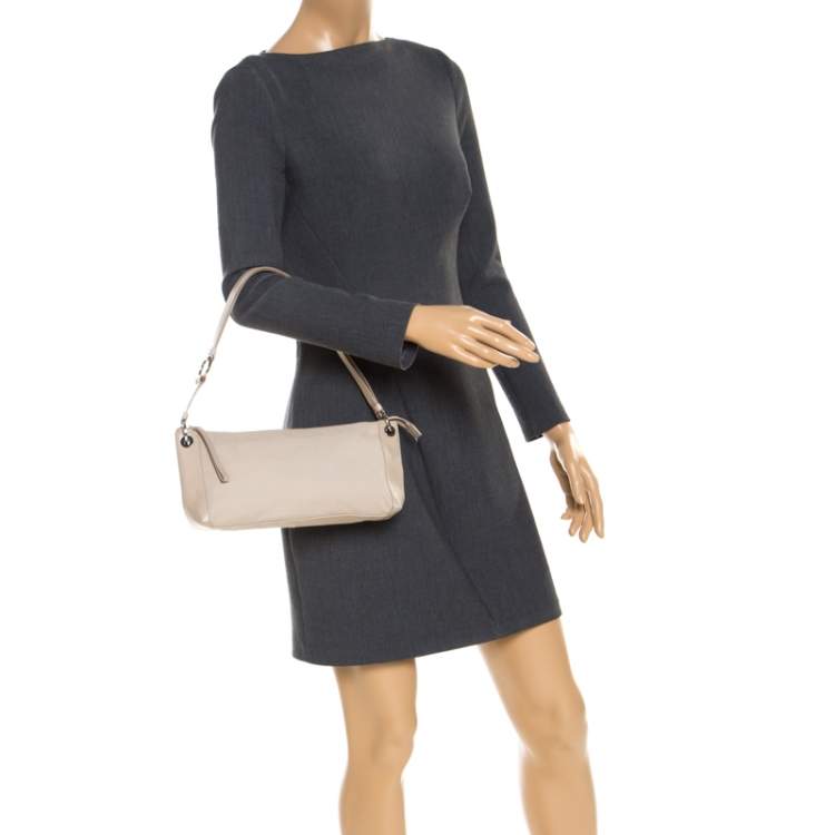 Pre Owned Salvatore Ferragamo Beige Fabric and Leather Shoulder Bag