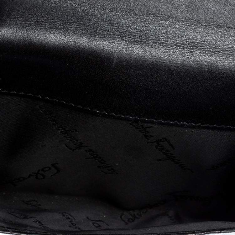 Pre Owned Salvatore Ferragamo Black Signature Leather Flap Compact Wallet