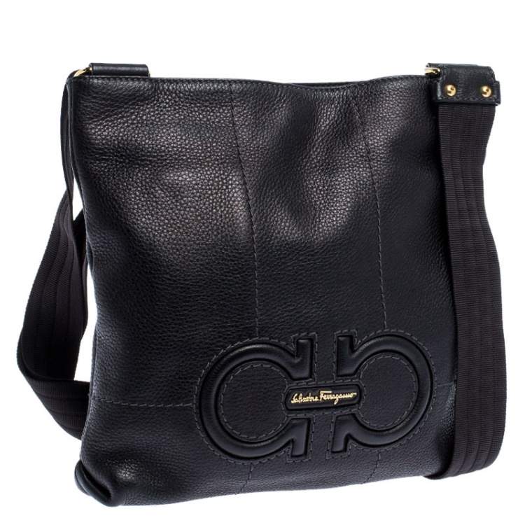 Pre Owned Salvatore Ferragamo Black Leather Messenger Bag