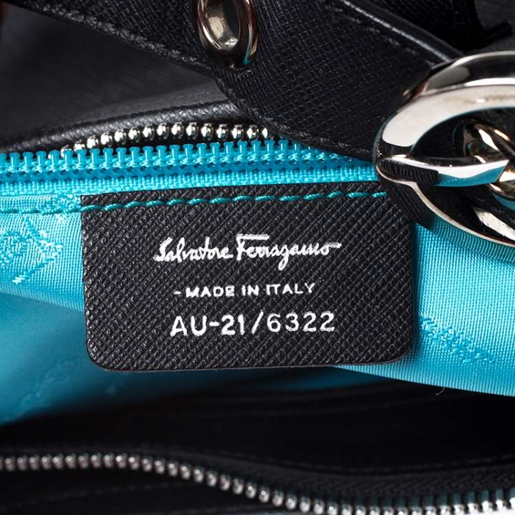 Pre Owned Salvatore Ferragamo Black Leather Hobo