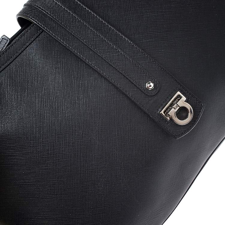 Pre Owned Salvatore Ferragamo Black Leather Hobo