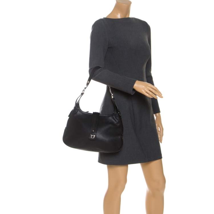 Pre Owned Salvatore Ferragamo Black Leather Hobo