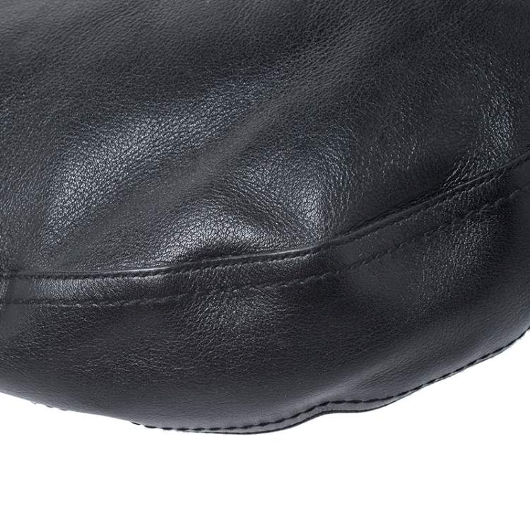 مملوكة مسبقًا Salvatore Ferragamo Black Leather Gancini Hobo