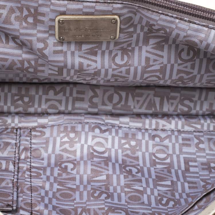 Pre Owned Salvatore Ferragamo Cream Leather Gancini Top Handle Bag