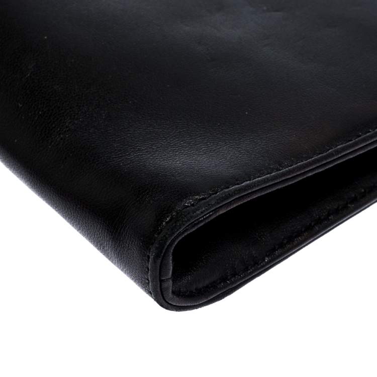 Pre Owned Salvatore Ferragamo Black Leather Gancini Chain Clutch