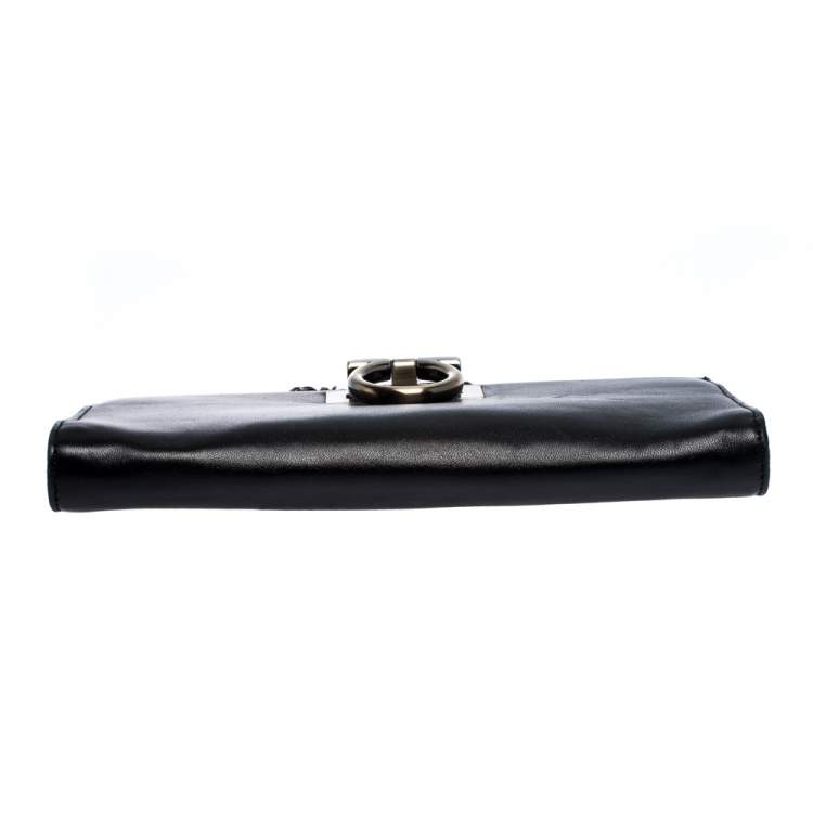 Pre Owned Salvatore Ferragamo Black Leather Gancini Chain Clutch