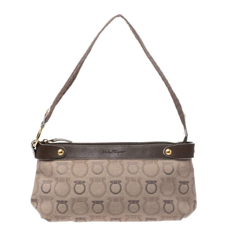 مملوكة مسبقًا Salvatore Ferragamo Begie Gancini Print Canvas and Leather Shoulder Bag