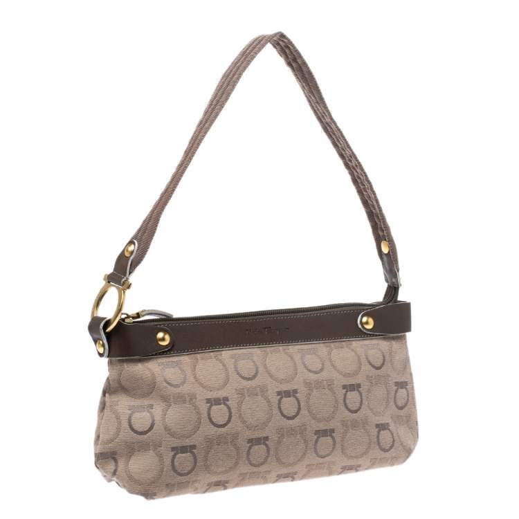 مملوكة مسبقًا Salvatore Ferragamo Begie Gancini Print Canvas and Leather Shoulder Bag