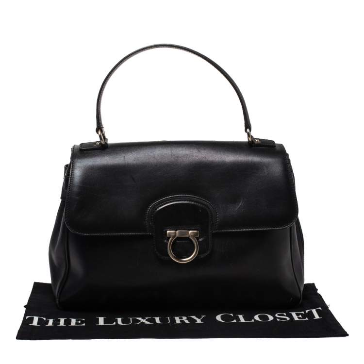 مملوكة مسبقًا Salvatore Ferragamo Black Leather Gancini Satchel