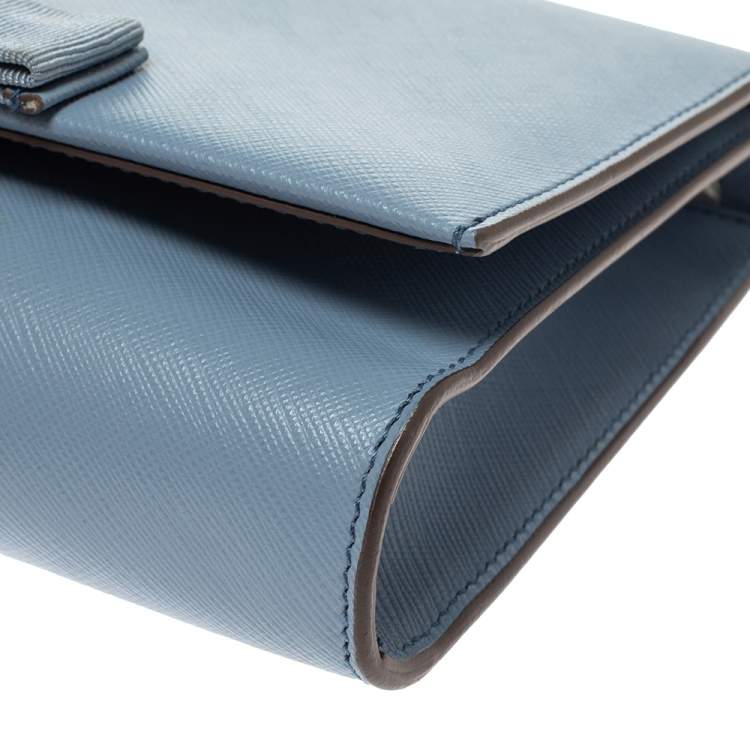 Pre Owned Salvatore Ferragamo Sky Blue Leather Ginny Crossbody Bag