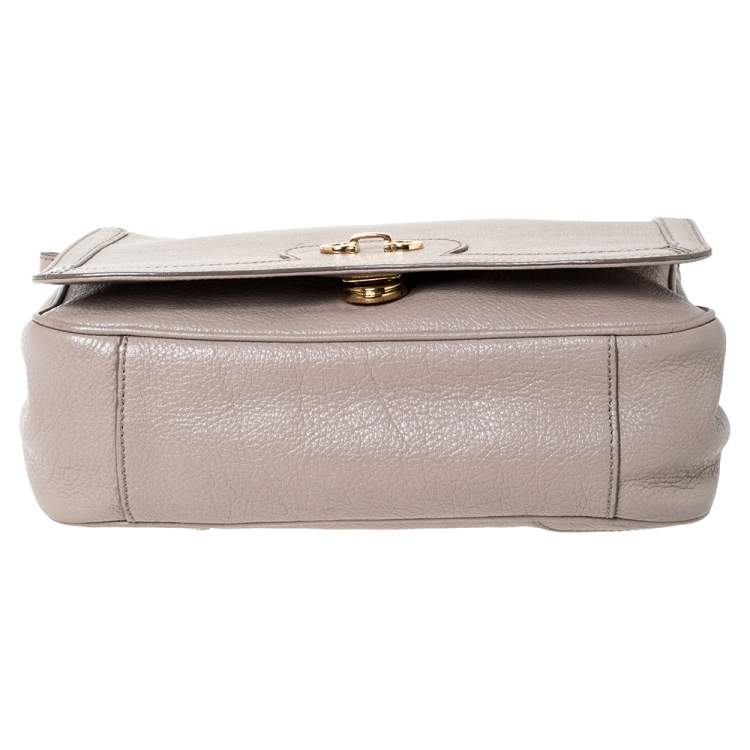 مملوكة مسبقًا Salvatore Ferragamo Beige Leather Shoulder Bag
