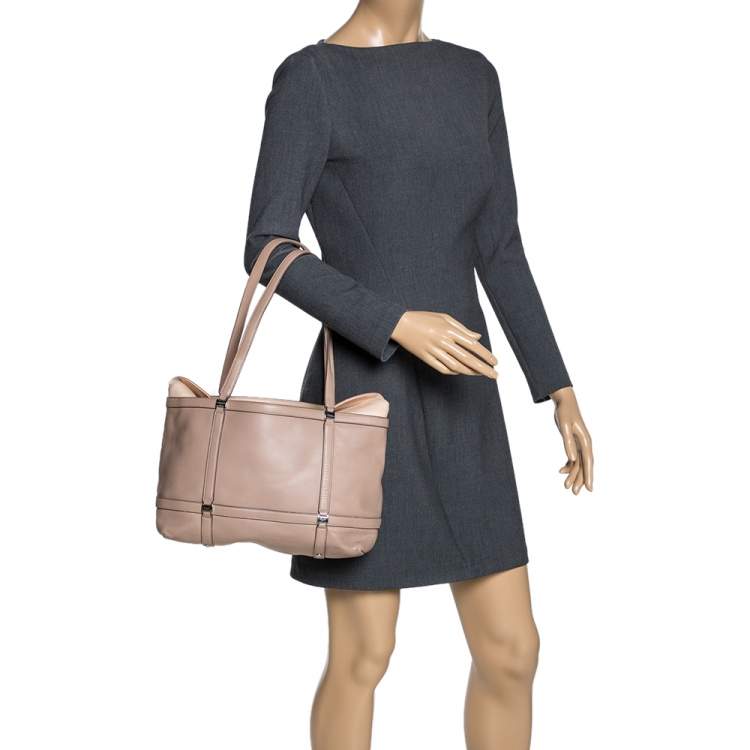 Pre Owned Salvatore Ferragamo Beige Leather Tote
