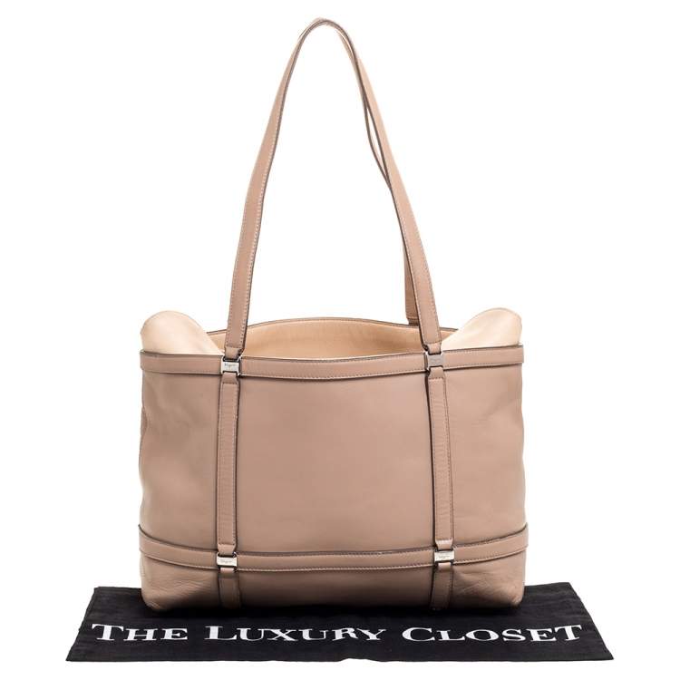 Pre Owned Salvatore Ferragamo Beige Leather Tote