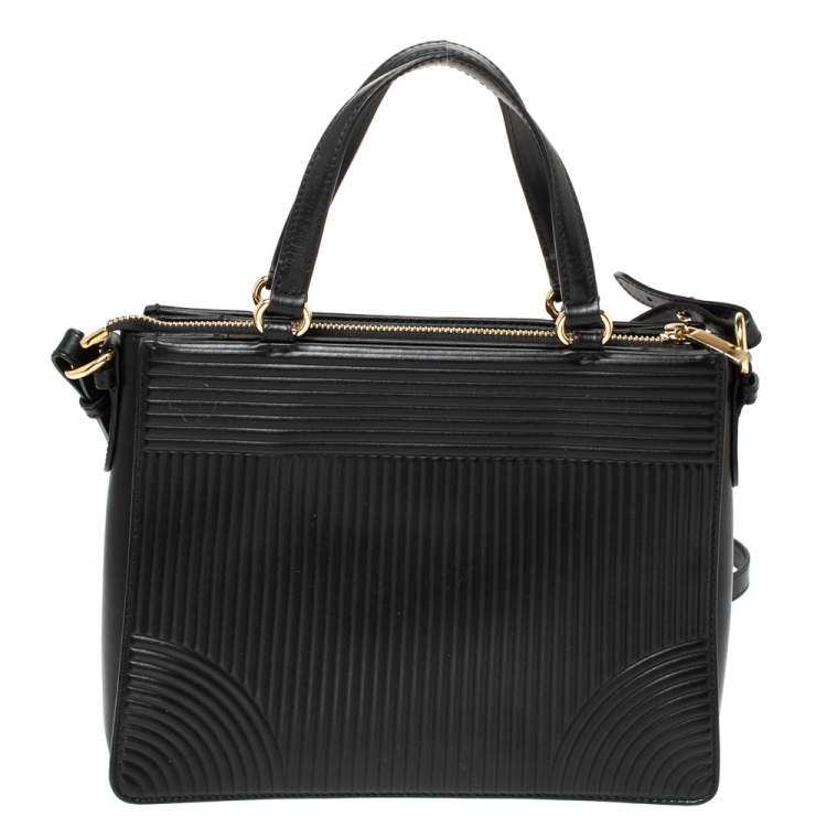 Pre Owned Salvatore Ferragamo Black Leather Vara Tote