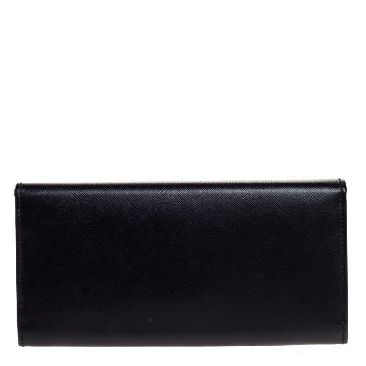 Pre Owned Salvatore Ferragamo Black Leather Double Gancio Continental Wallet