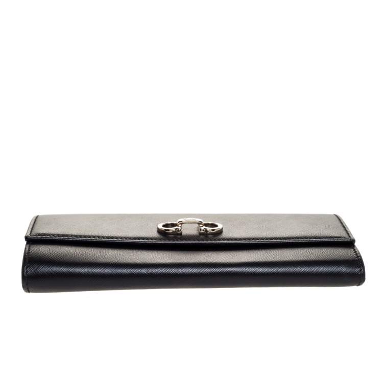 Pre Owned Salvatore Ferragamo Black Leather Double Gancio Continental Wallet
