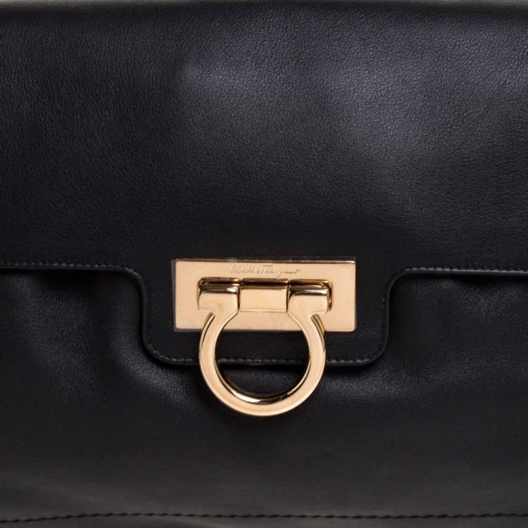 Pre Owned Salvatore Ferragamo Black Leather Shoulder Bag