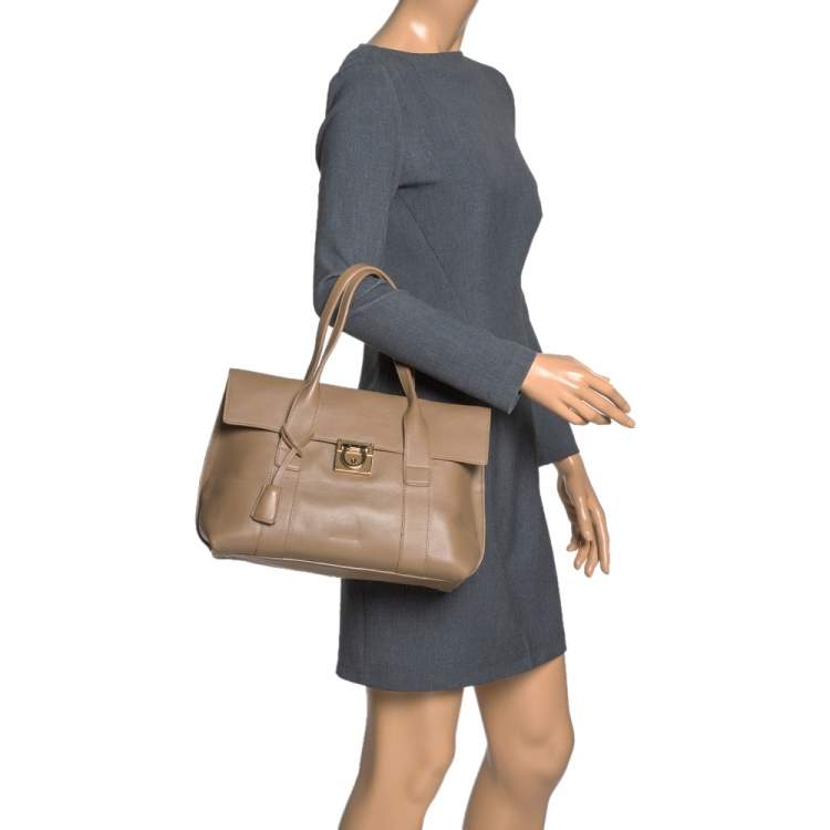 Pre Owned Salvatore Ferragamo Beige Leather Sookie Top Handle Bag
