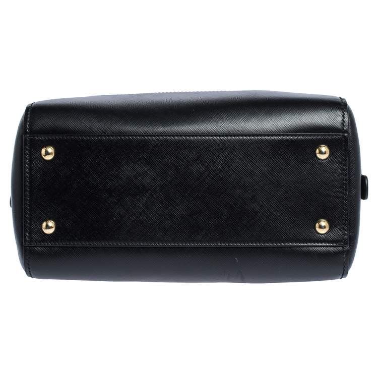 Pre Owned Salvatore Ferragamo Black Leather Gancini Boston Bag
