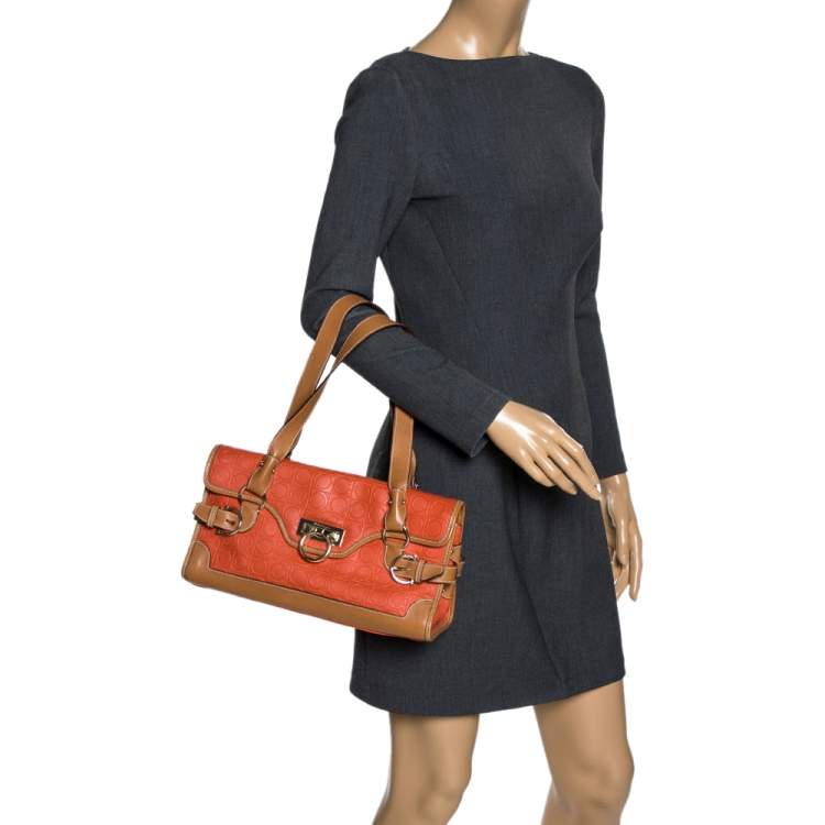 مملوكة مسبقًا Salvatore Ferragamo Orange/Tan Leather Flap Satchel