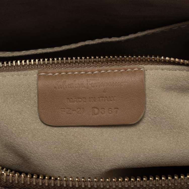 Pre Owned Salvatore Ferragamo Multicolor Python and Leather Clutch