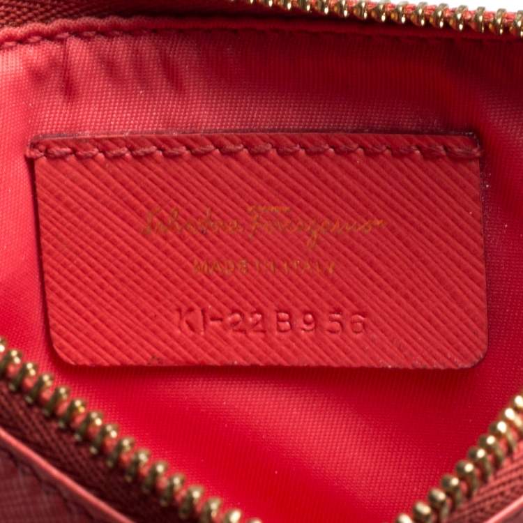 Pre Owned Salvatore Ferragamo Coral Leather Double Gancio Key Pouch
