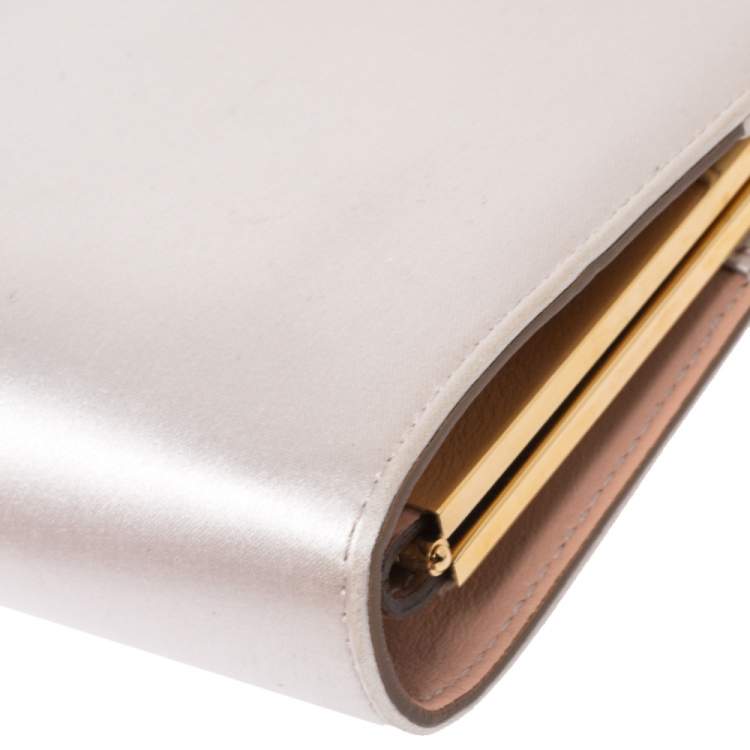Pre Owned Salvatore Ferragamo Pearl Satin Frame Chain Clutch