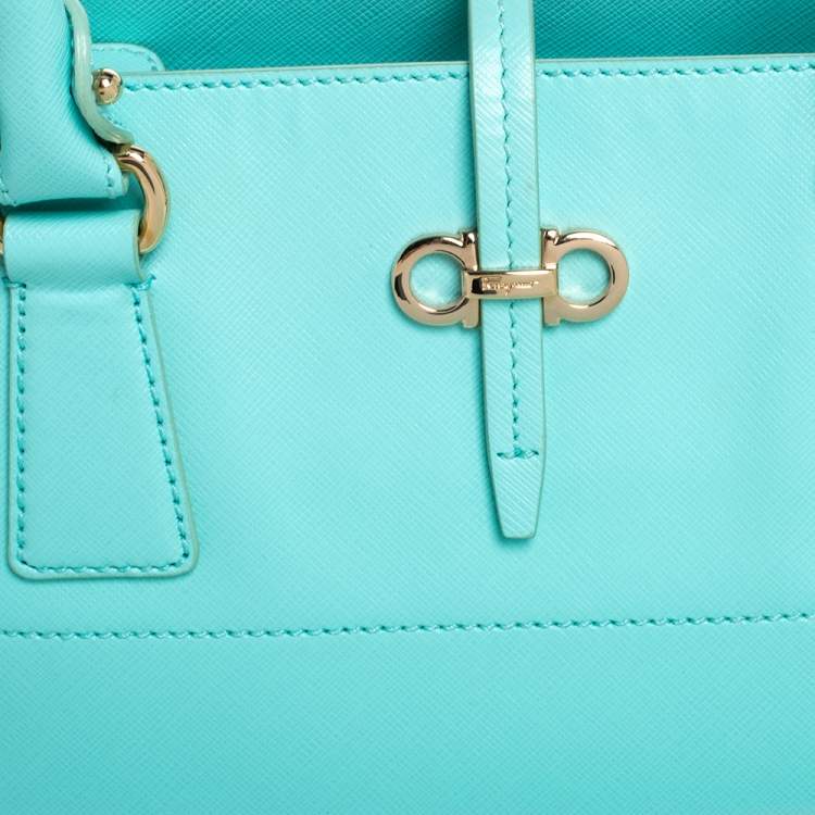 مملوكة مسبقًا Salvatore Ferragamo Turquoise Leather Briana Tote