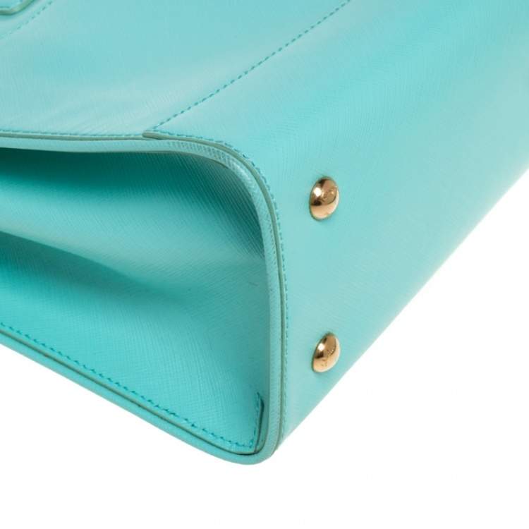 مملوكة مسبقًا Salvatore Ferragamo Turquoise Leather Briana Tote