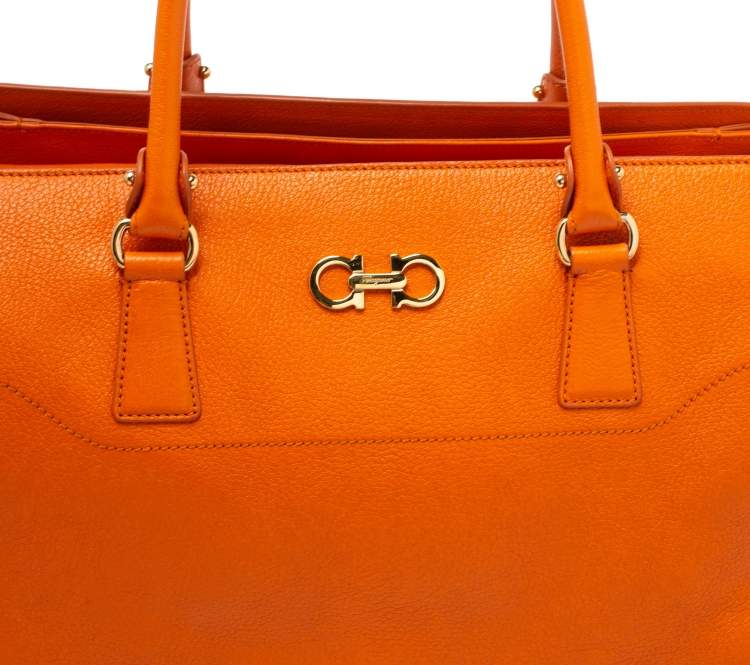 Pre Owned Salvatore Ferragamo Orange Leather Gancio Tote