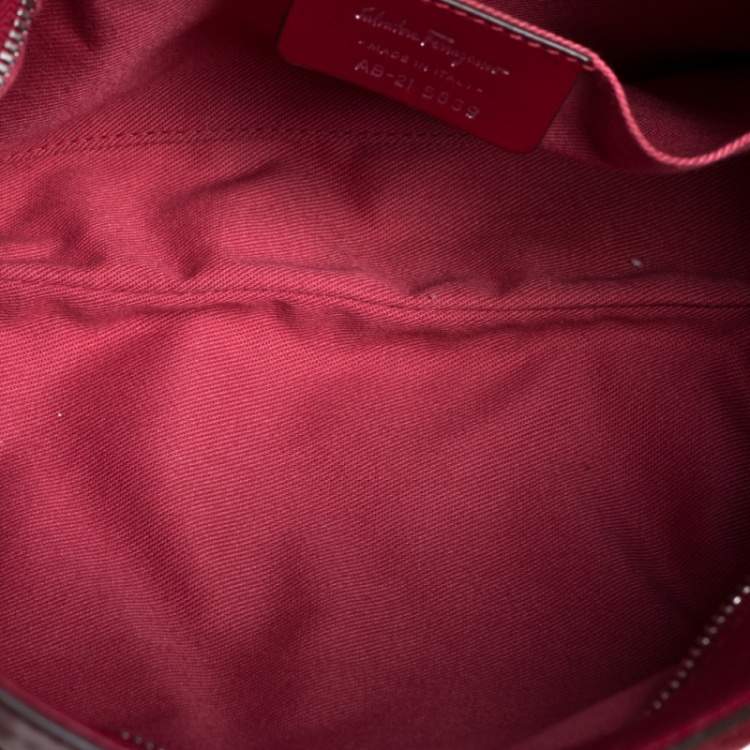 Pre Owned Salvatore Ferragamo Red Leather Gancini Pochette Bag