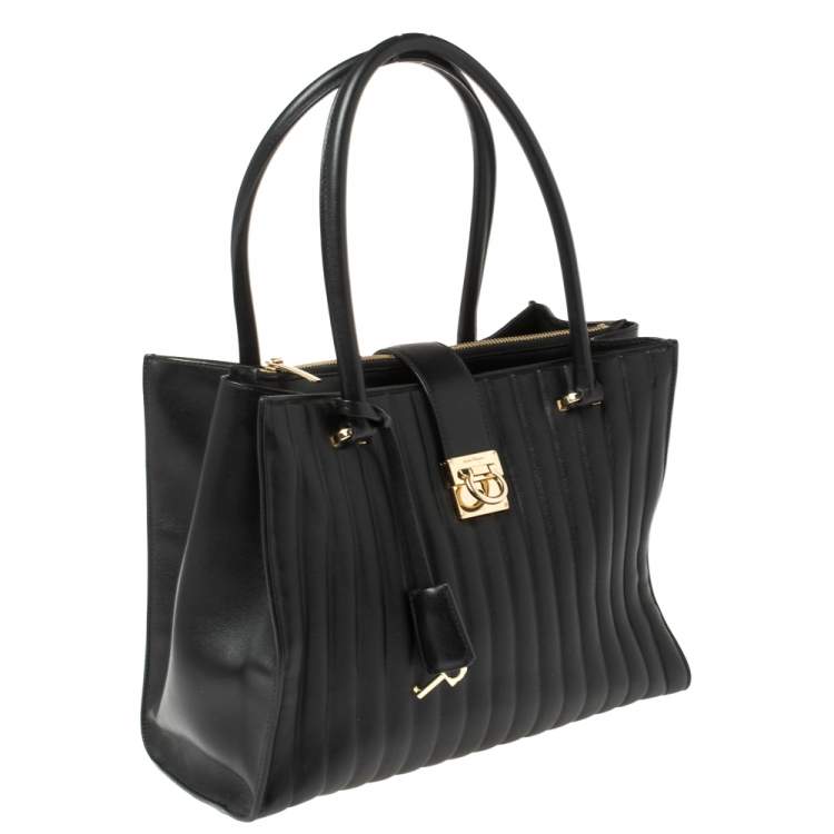 Pre Owned Salvatore Ferragamo Black Leather Batik Tote