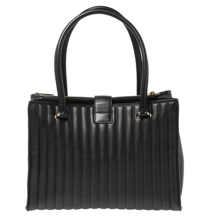 Pre Owned Salvatore Ferragamo Black Leather Batik Tote