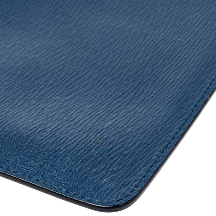 Pre Owned Salvatore Ferragamo Blue Leather Wristlet Zip Clutch
