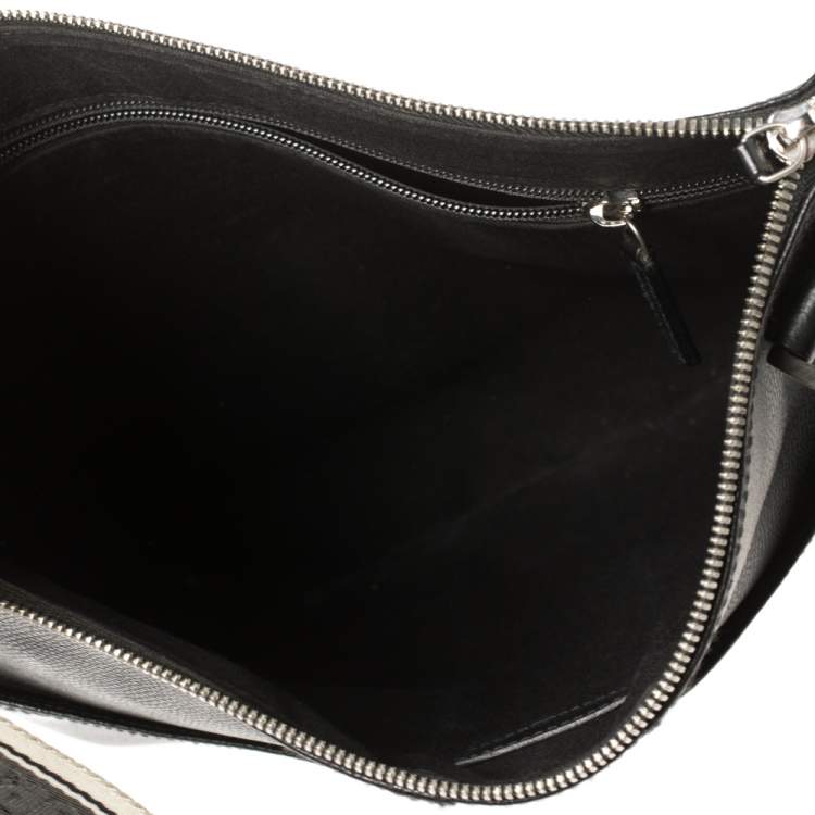 Pre Owned Salvatore Ferragamo Black Leather Messenger Bag