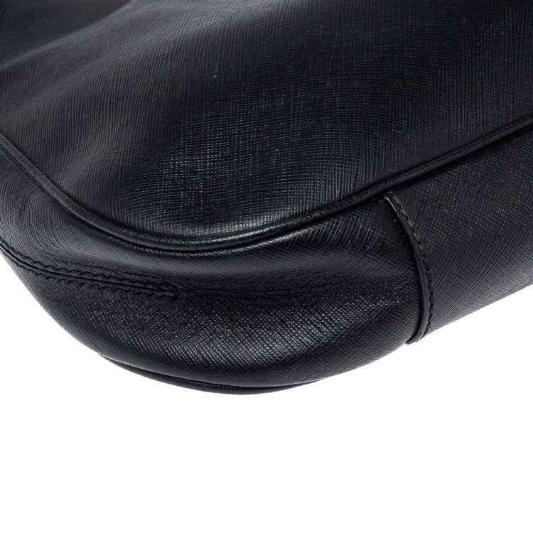 Pre Owned Salvatore Ferragamo Black Leather Gancini Romana Hobo 