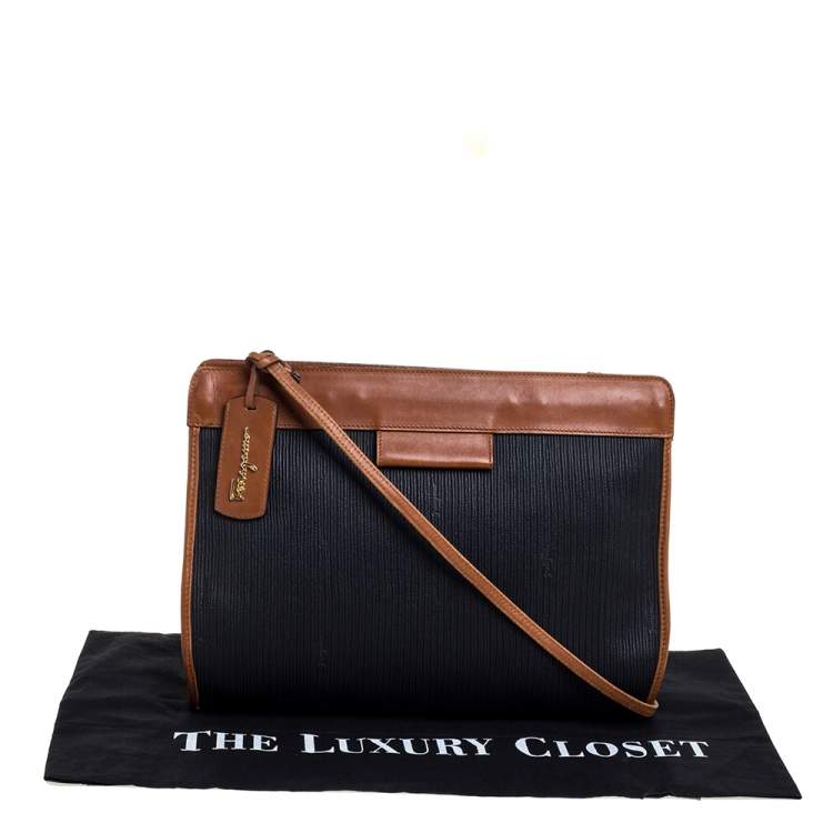 Pre Owned Salvatore Ferragamo Black/Brown Textured Leather Vintage Shoulder Bag
