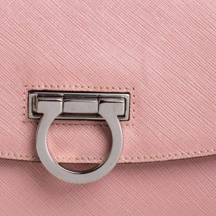 Pre Owned Salvatore Ferragamo Pink Leather Gancini Baguette