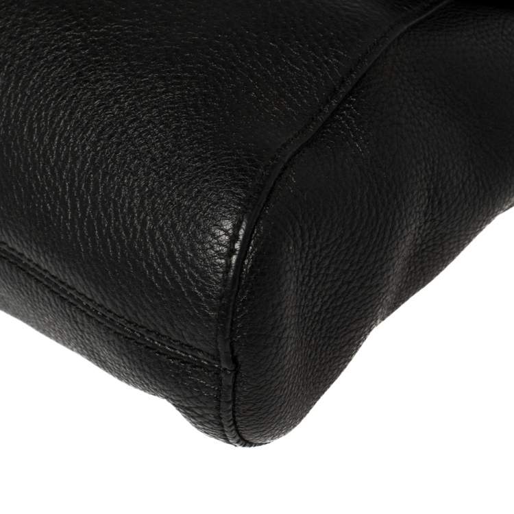 Pre Owned Salvatore Ferragamo Black Leather Signature Lock Shoulder Bag